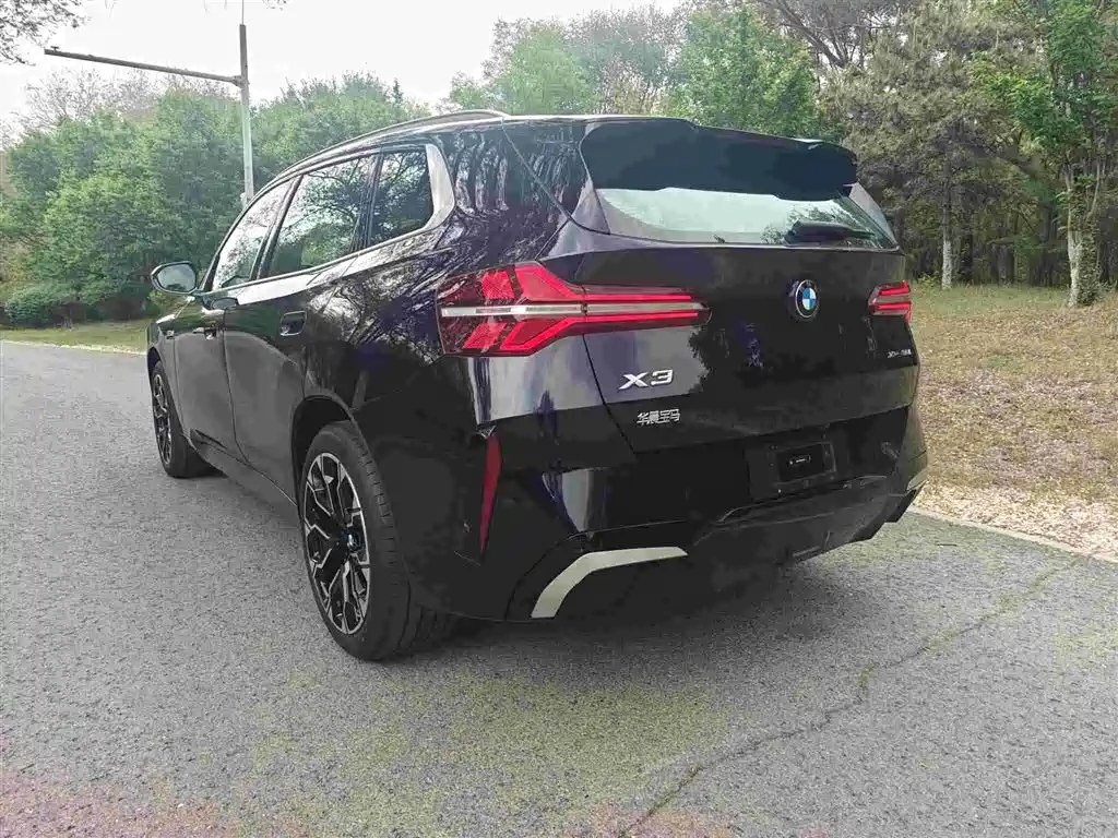 BMW X3 2025 xDrive30L Leading M Sport Package фото 6