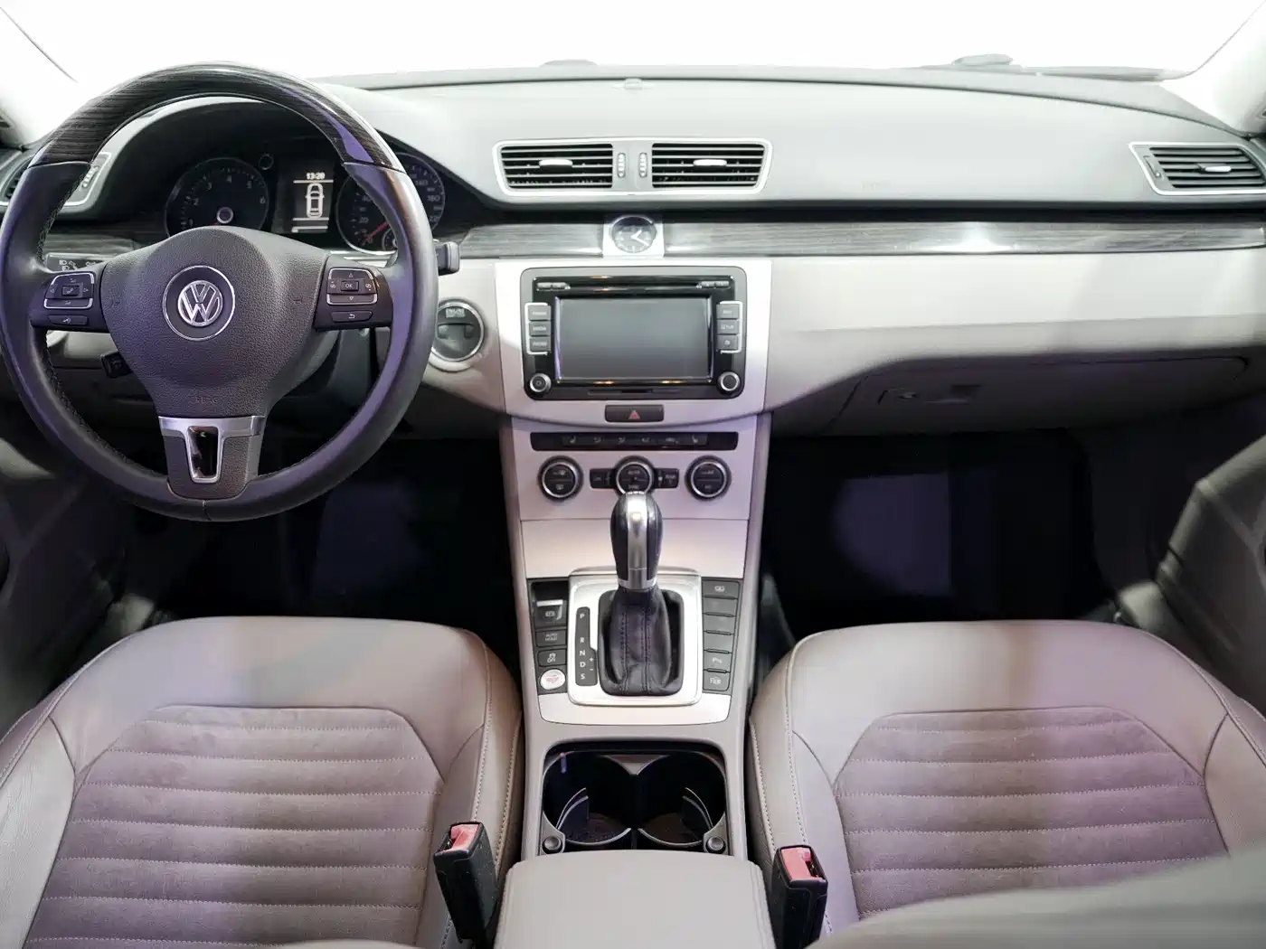 Volkswagen Magotan 2013 2.0TSI Premium фото 4