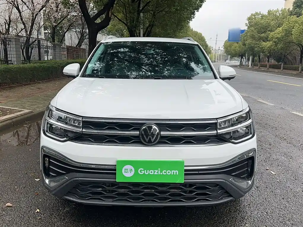Volkswagen Tharu 2023 300TSI 2WD Bright Moon Edition фото 3