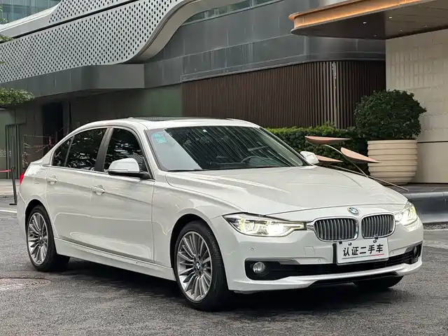 BMW 3 Series 2019 320Li Fashion Type — фото 3