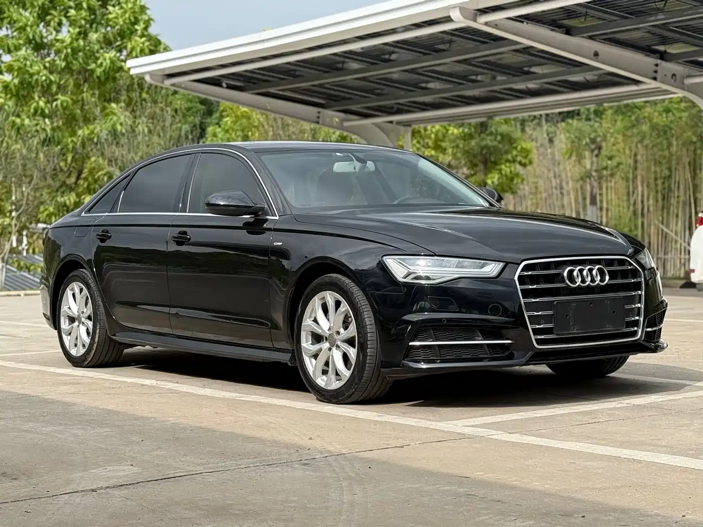 Audi A6L 2018 30th Anniversary 35 TFSI Fashion фото 3