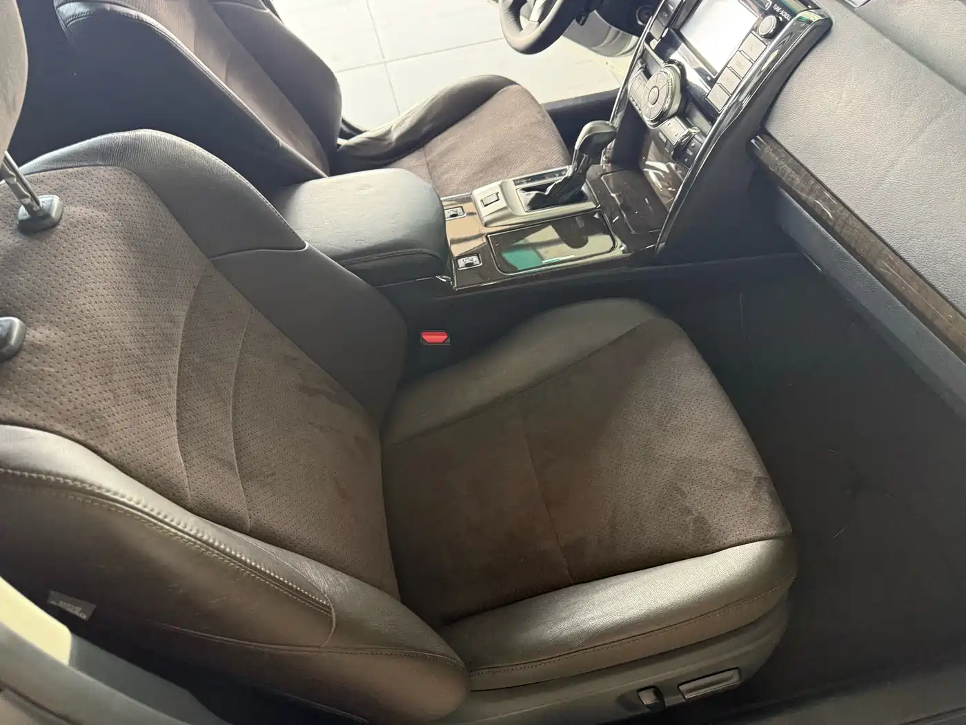 Toyota Reiz 2013 2.5V Premium Edition фото 12