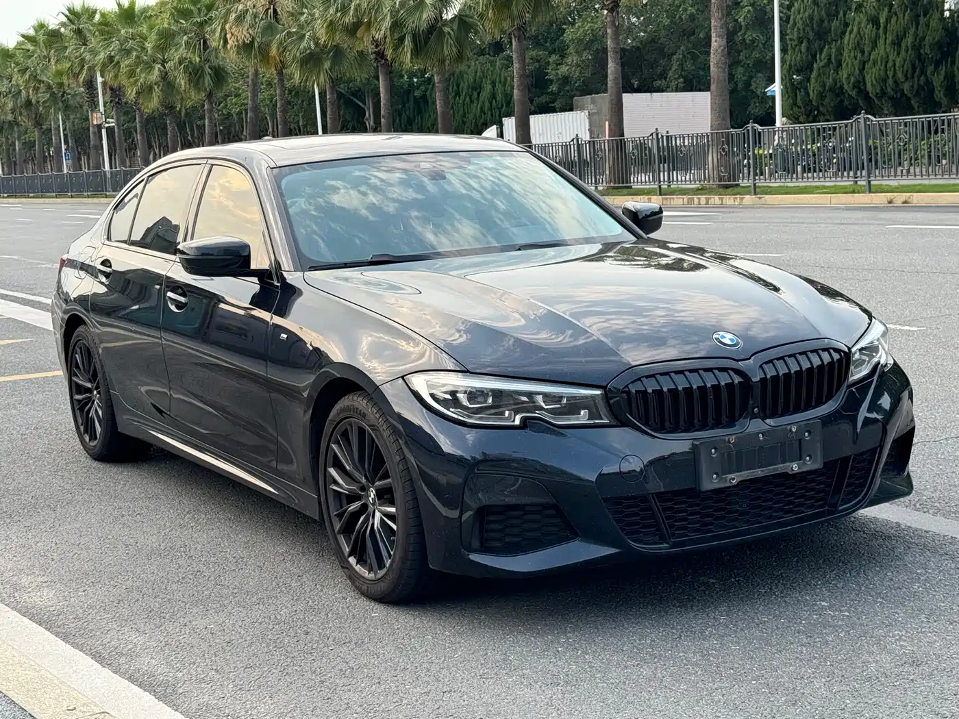 BMW 3-SERIES