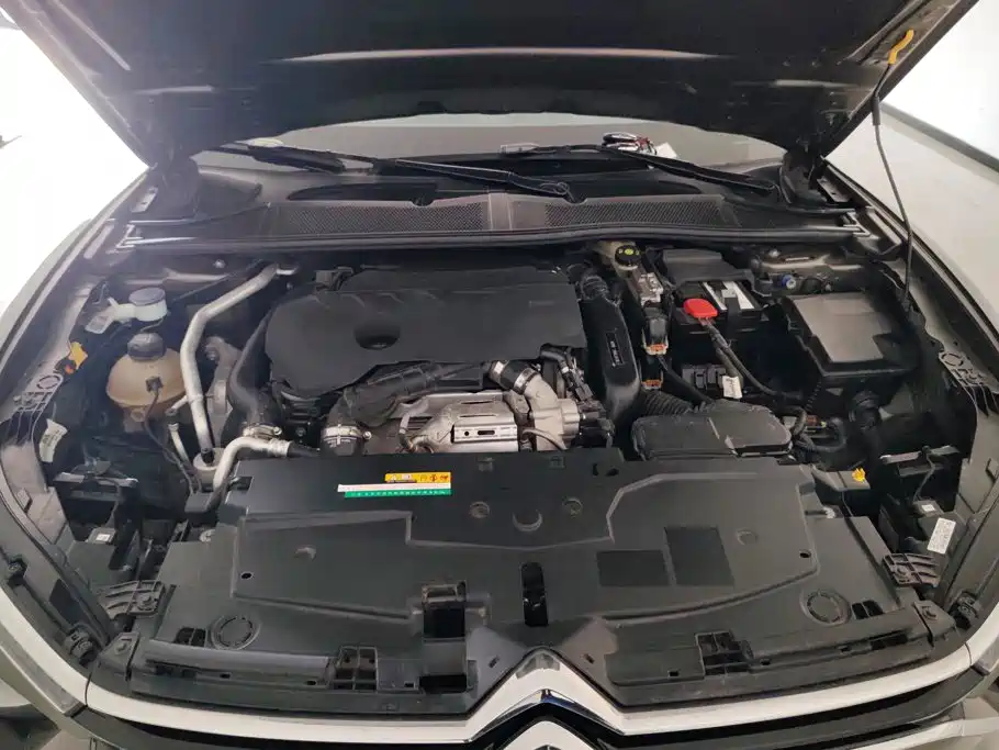 Photo 10 - Citroën Versailles C5 X