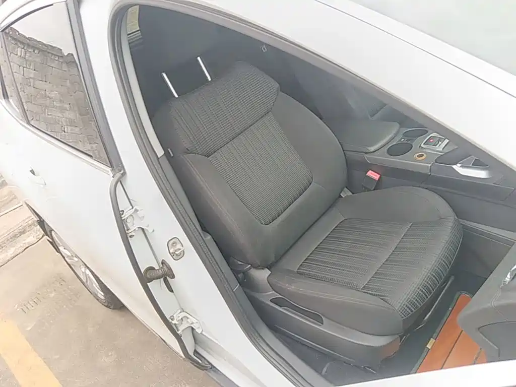 صورة 25 - Peugeot 3008