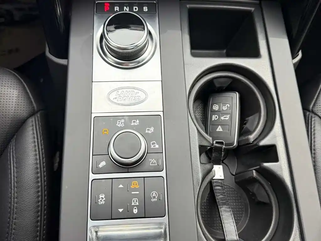 Land Rover Discovery 2020 3.0 SC V6 SE фото 23