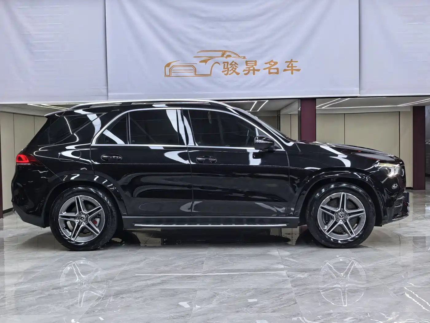Mercedes-Benz GLE 2020 GLE 450 4MATIC Fashion фото 8