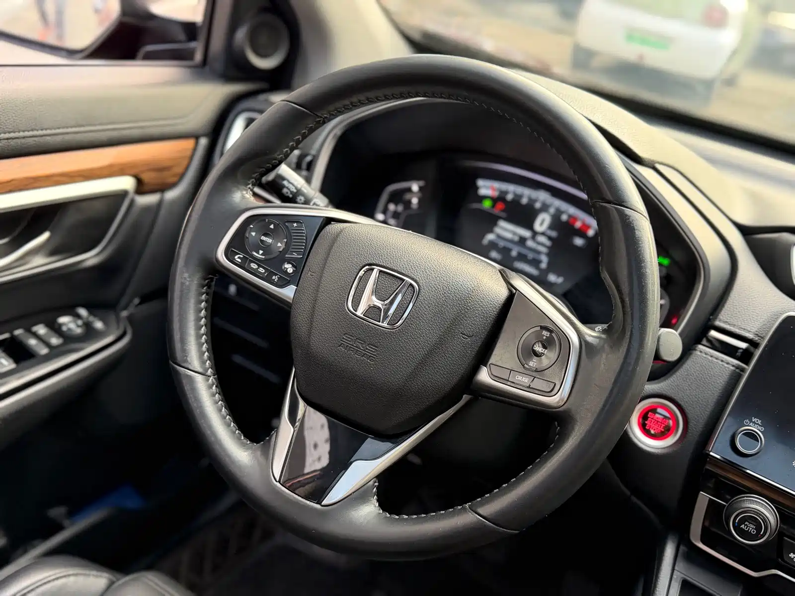 Фото 11 - Honda CR-V
