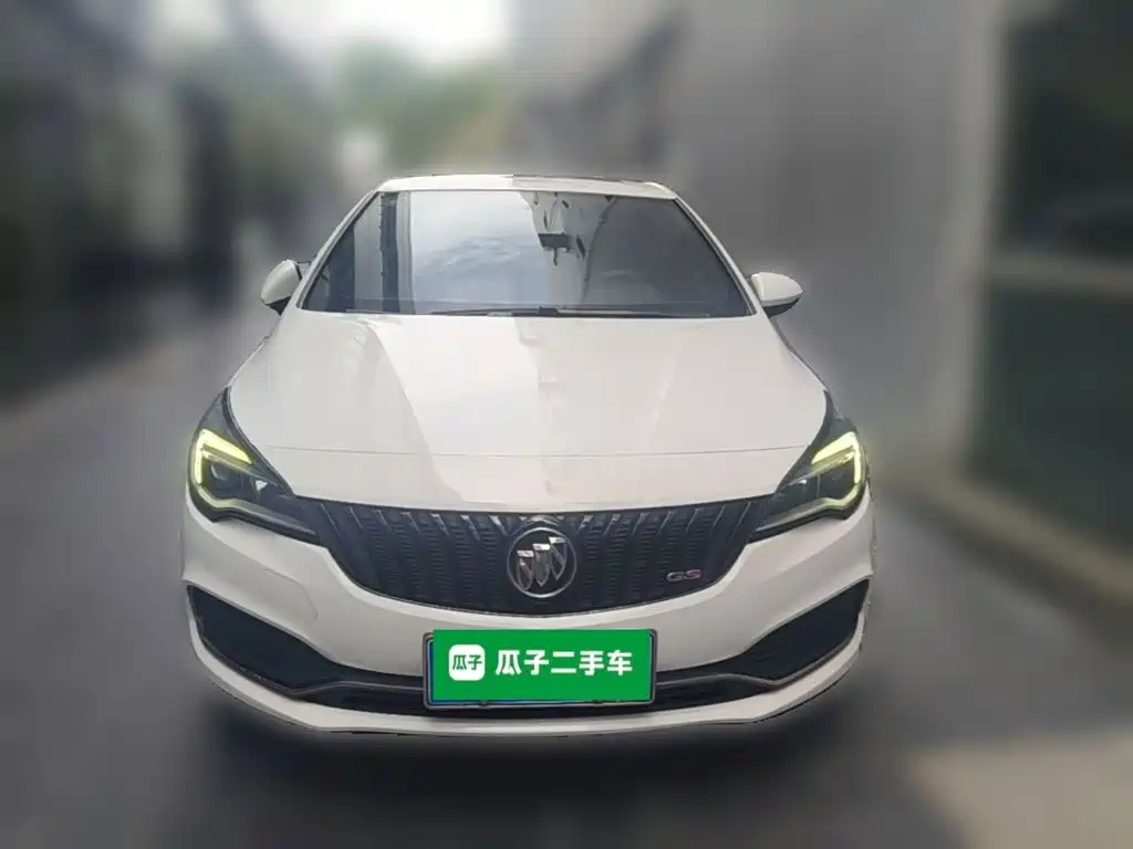 Фото 5 - Buick Verano