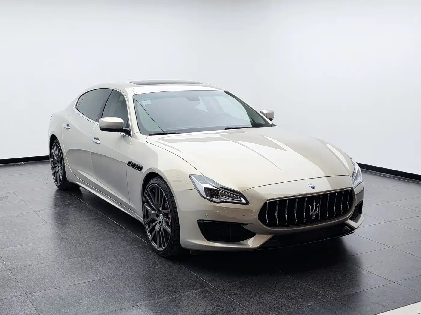 Maserati Quattroporte 2013 3.8T Standard фото 3