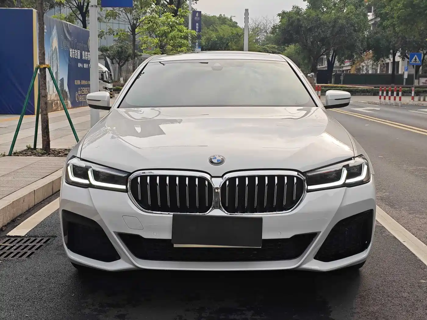 BMW 5 SERIES