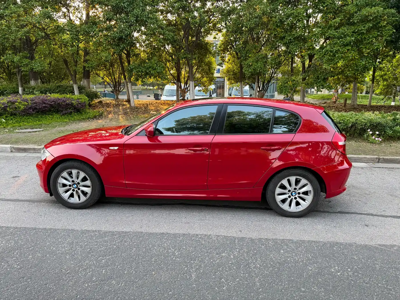 BMW 1 Series (Import) фото 4