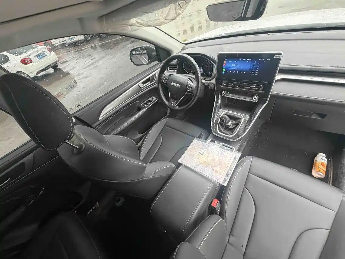 Haval M6 2023 2023 PLUS 1.5T Manual Luxury Smart Connect