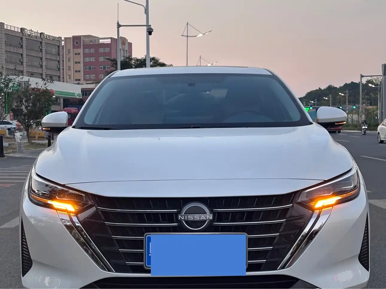 Nissan Sylphy 2025 2026 1.6L CVT Joy Edition