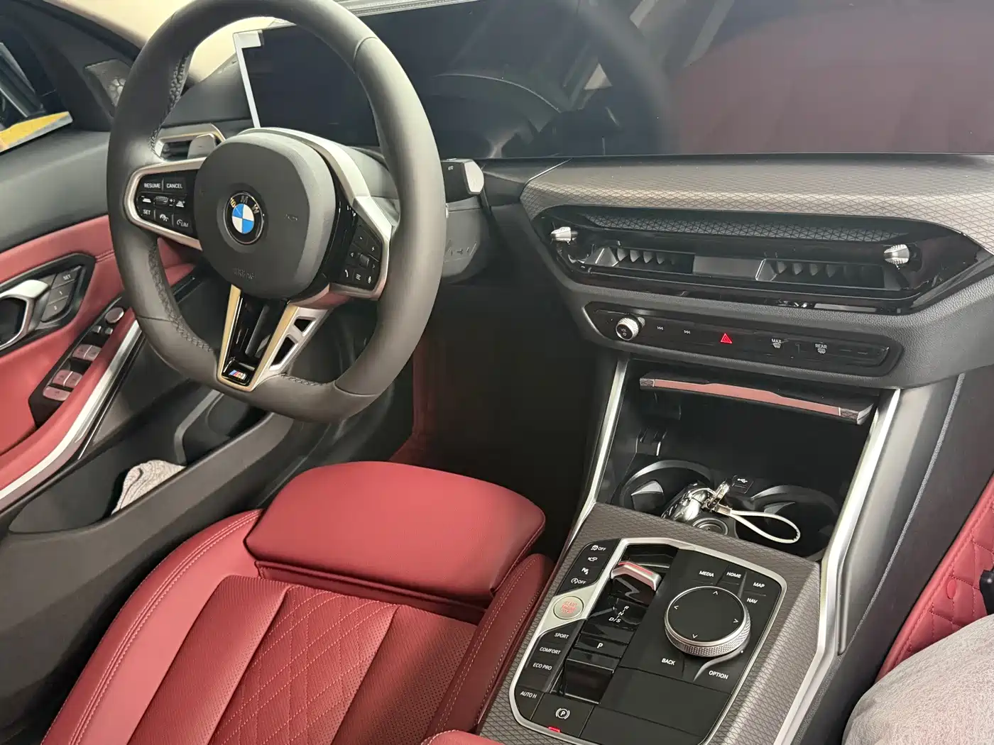 BMW 3 Series 2026 2026 330Li M Sport Shadowline Package