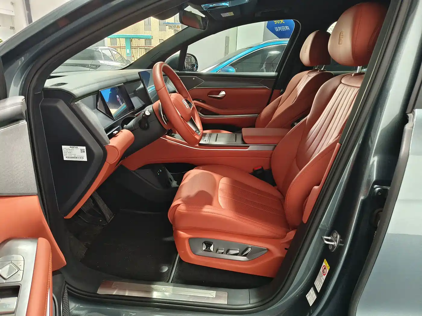 BYD Tang L 2025 2025 DM 175KM Drone Player Edition