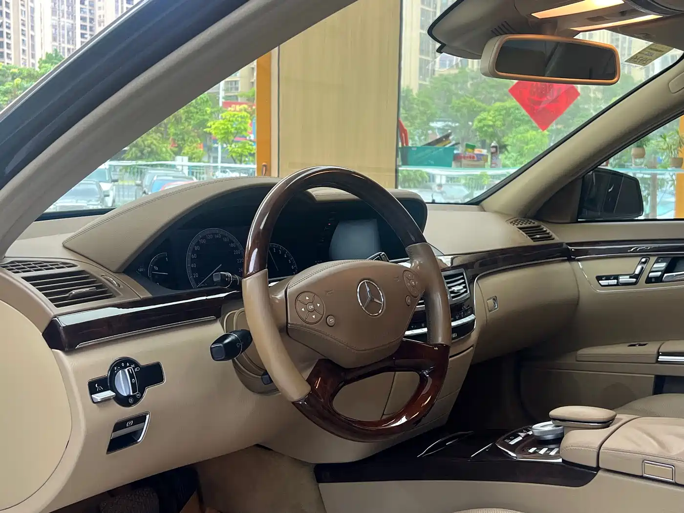 Mercedes-Benz S-Class 2010 Model S 400 L HYBRID фото 18