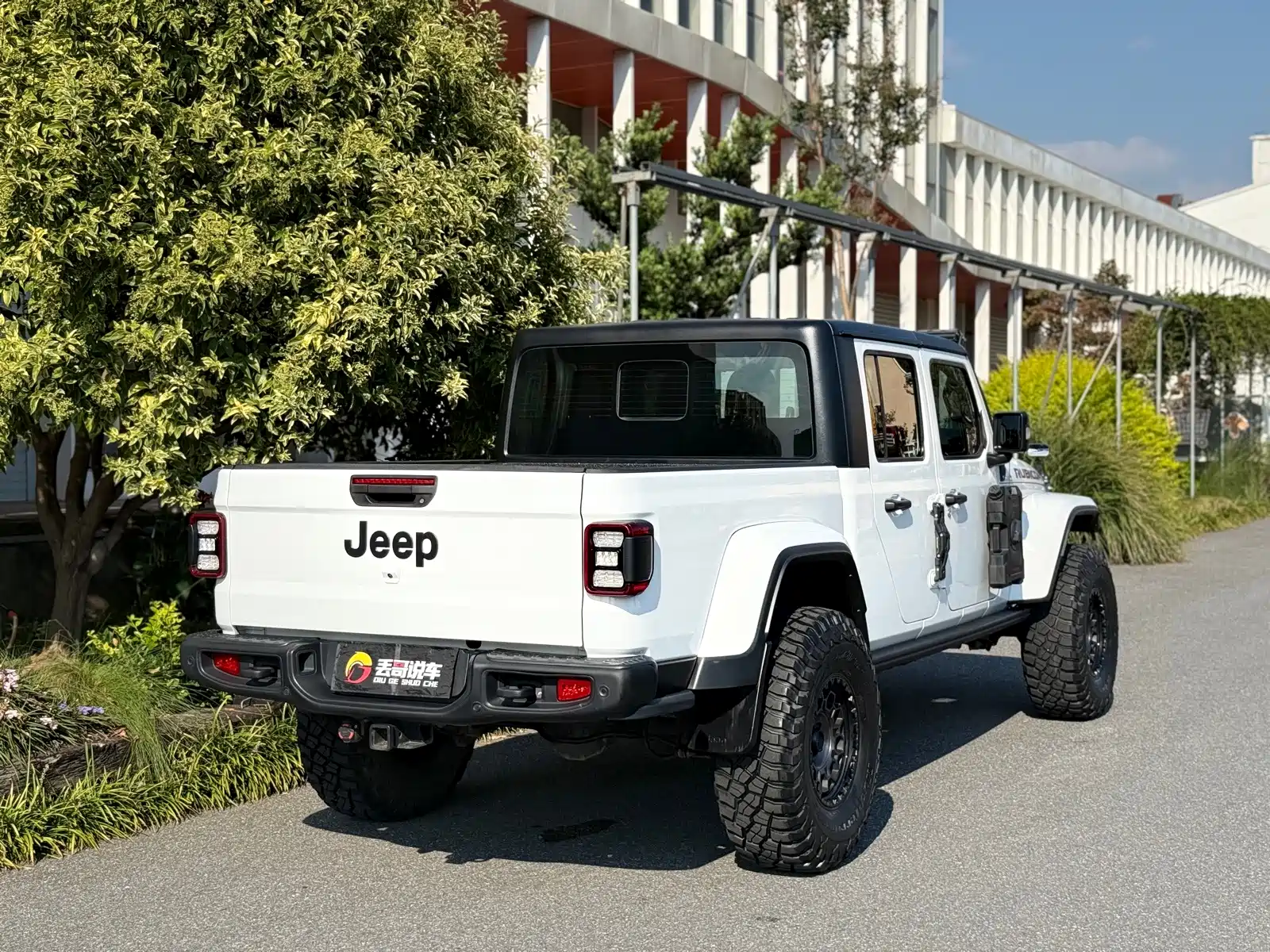 Фото 3 - Jeep Gladiator