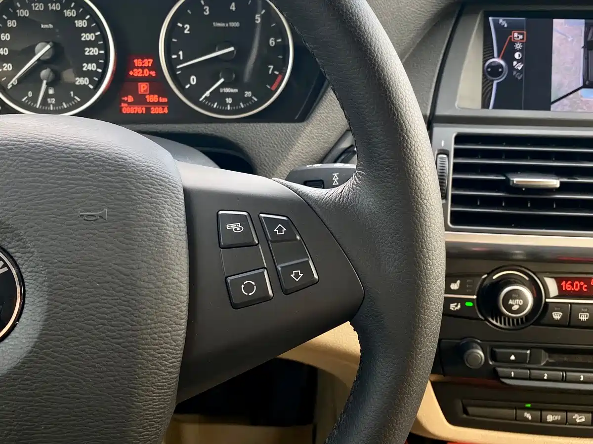 BMW X5 (Import) 2011 xDrive35i Luxury Edition фото 17