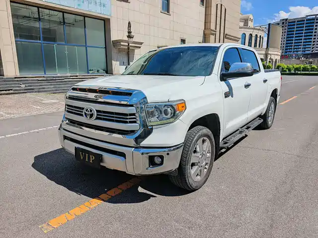 Toyota Tundra 2014 5.7L 1794 Edition