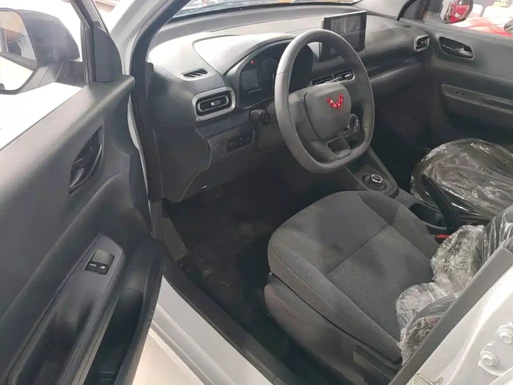 Photo 16 - Wuling Motors Wuling Hongguang New Energy