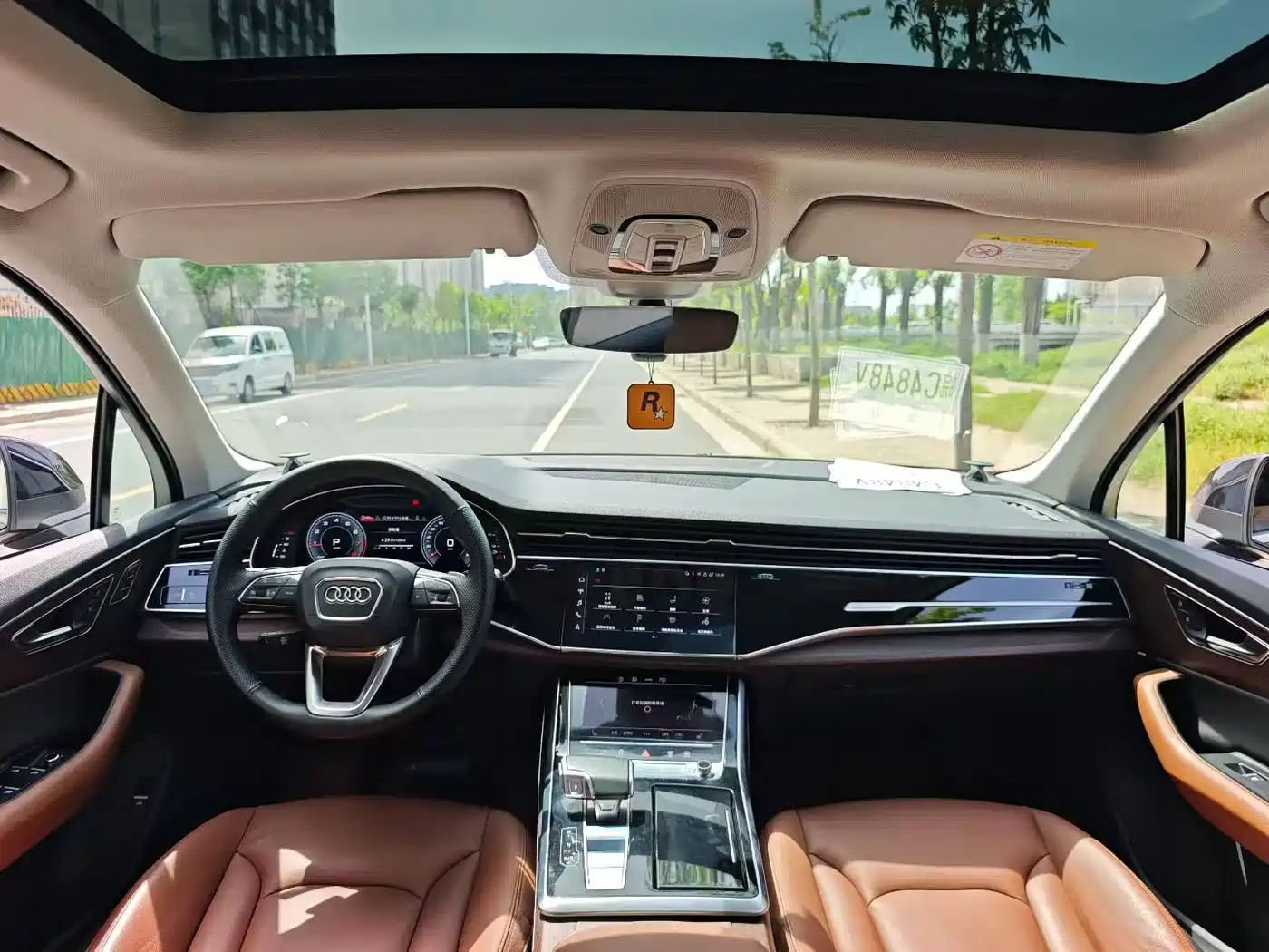 AUDI Q7