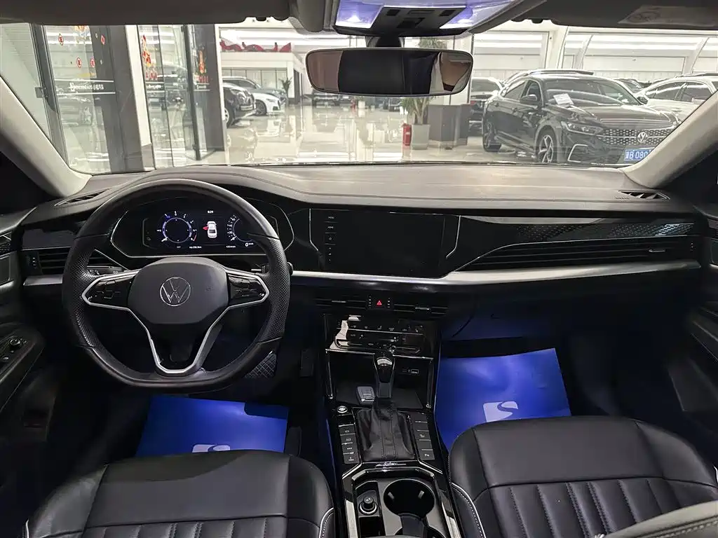 VOLKSWAGEN PASSAT NEW ENERGY