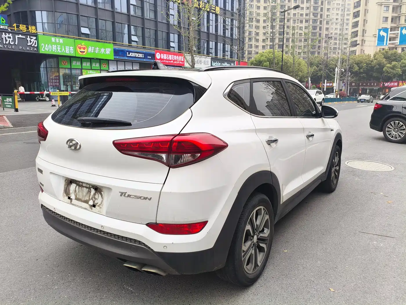 HYUNDAI TUCSON