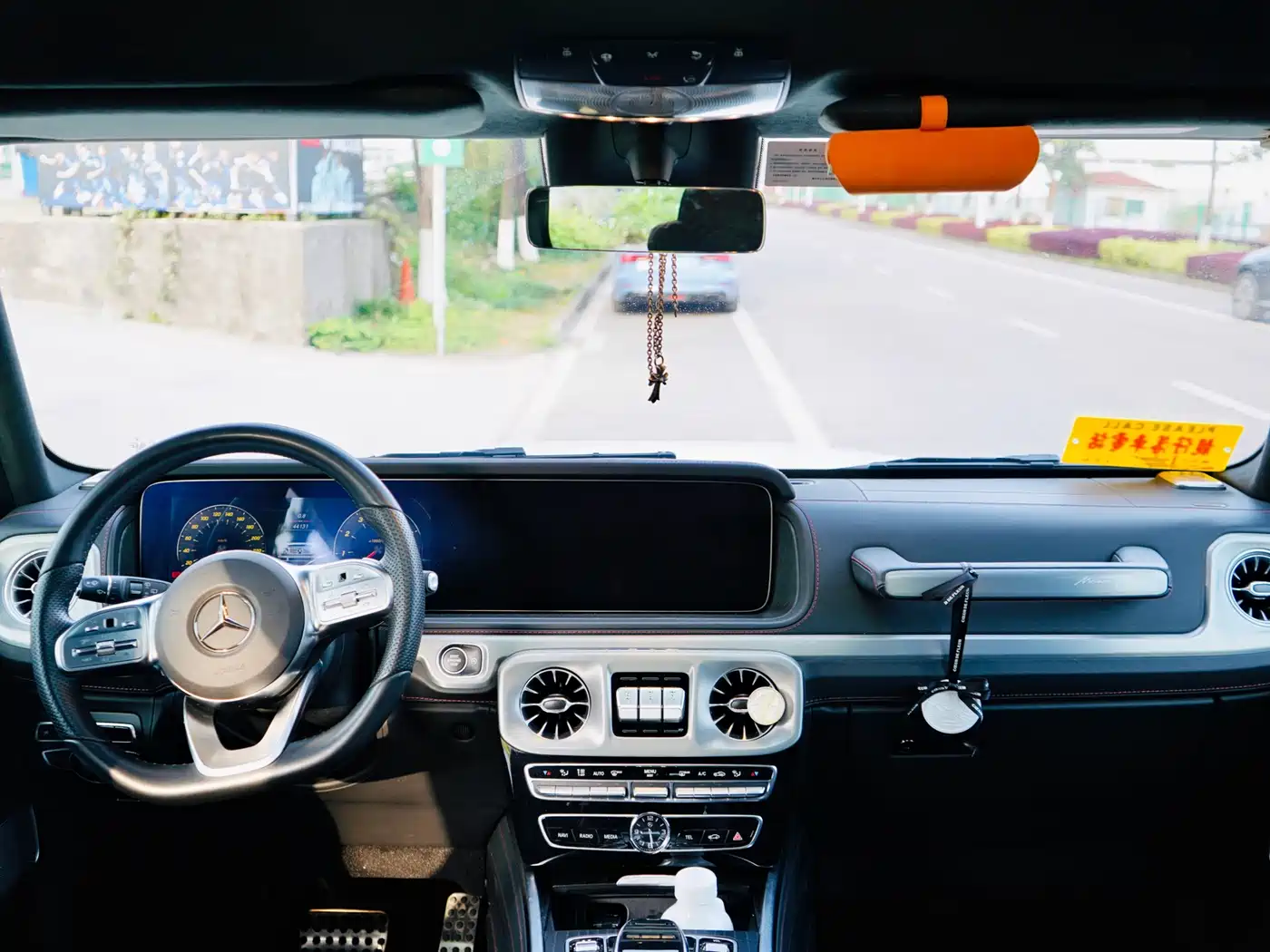 Mercedes-Benz G-Class 2024 G 500 фото 17