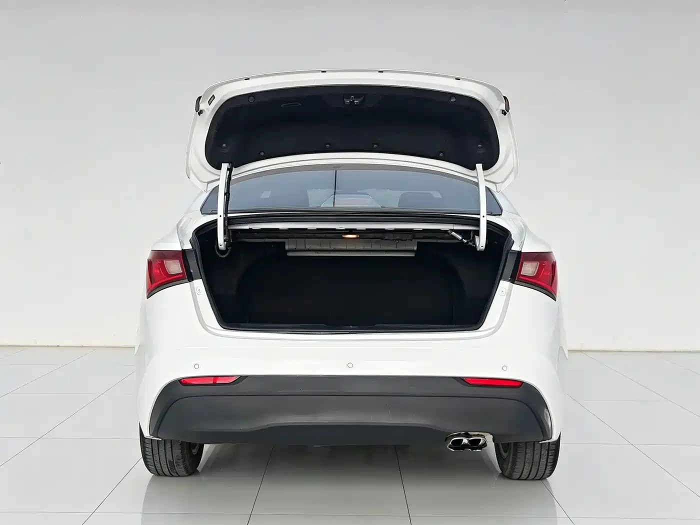 MG GT 2019 2016 Model 1.5T Automatic Premium Luxury Edition