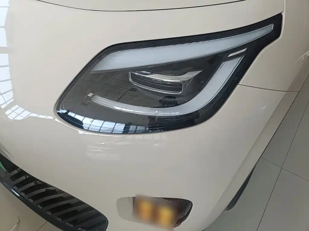 Aion UT 2025 2025 Model 330 Starlight Edition