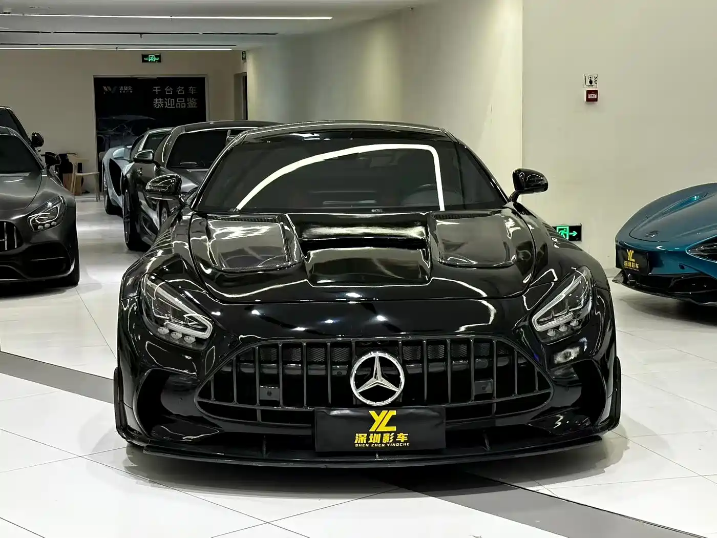 MERCEDES-BENZ AMG GT