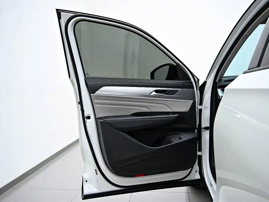 Volkswagen Talagon 2023 380TSI 4WD R-Line Touring Edition фото 20
