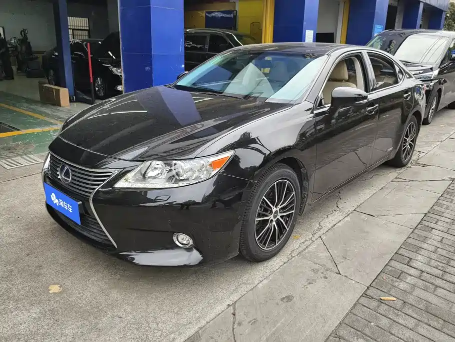 Lexus ES 2014 — пригон из Китая
