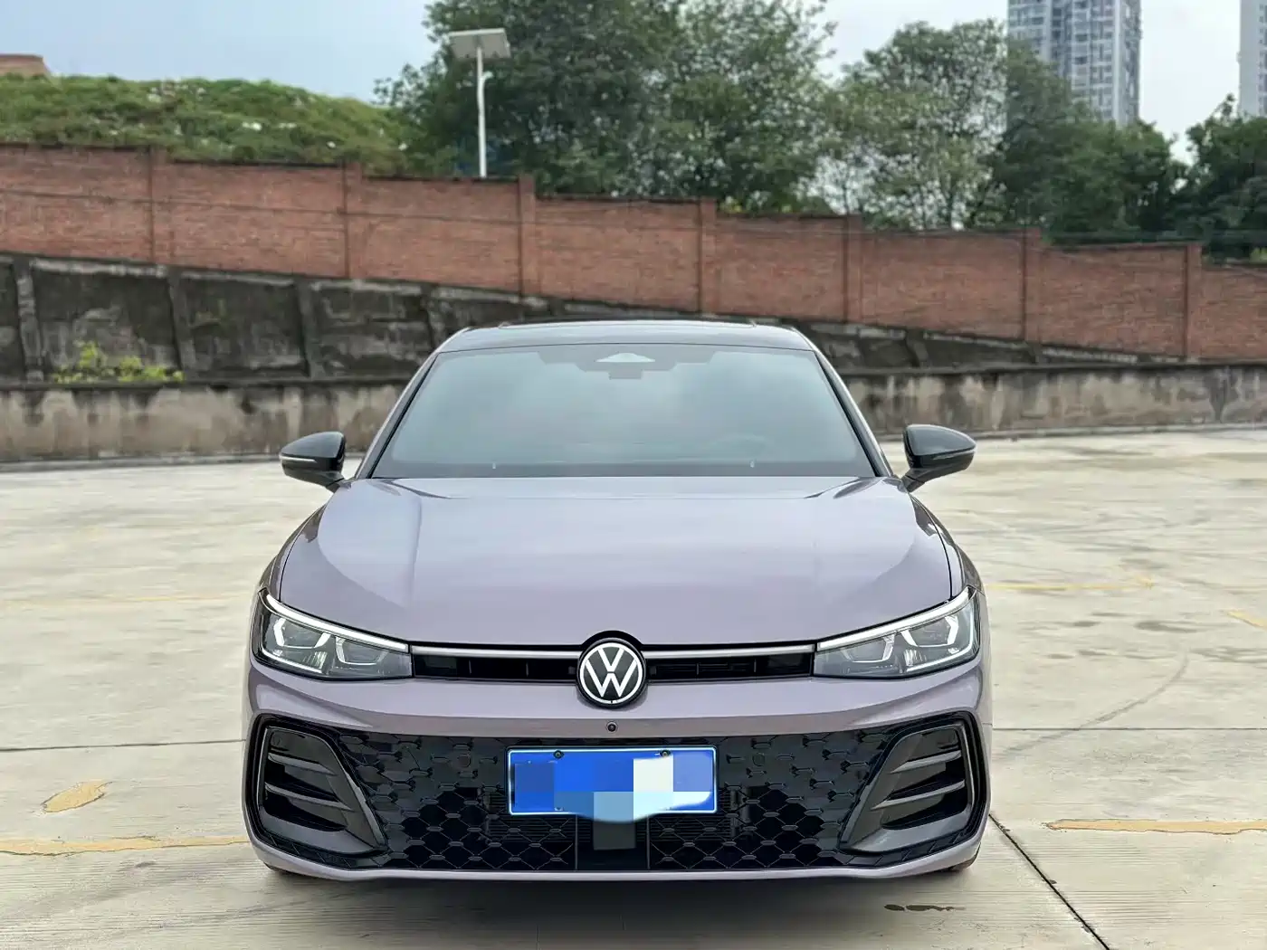 Volkswagen Passat 2025 Model Pro 380TSI Starlight Dragon Edition фото 2