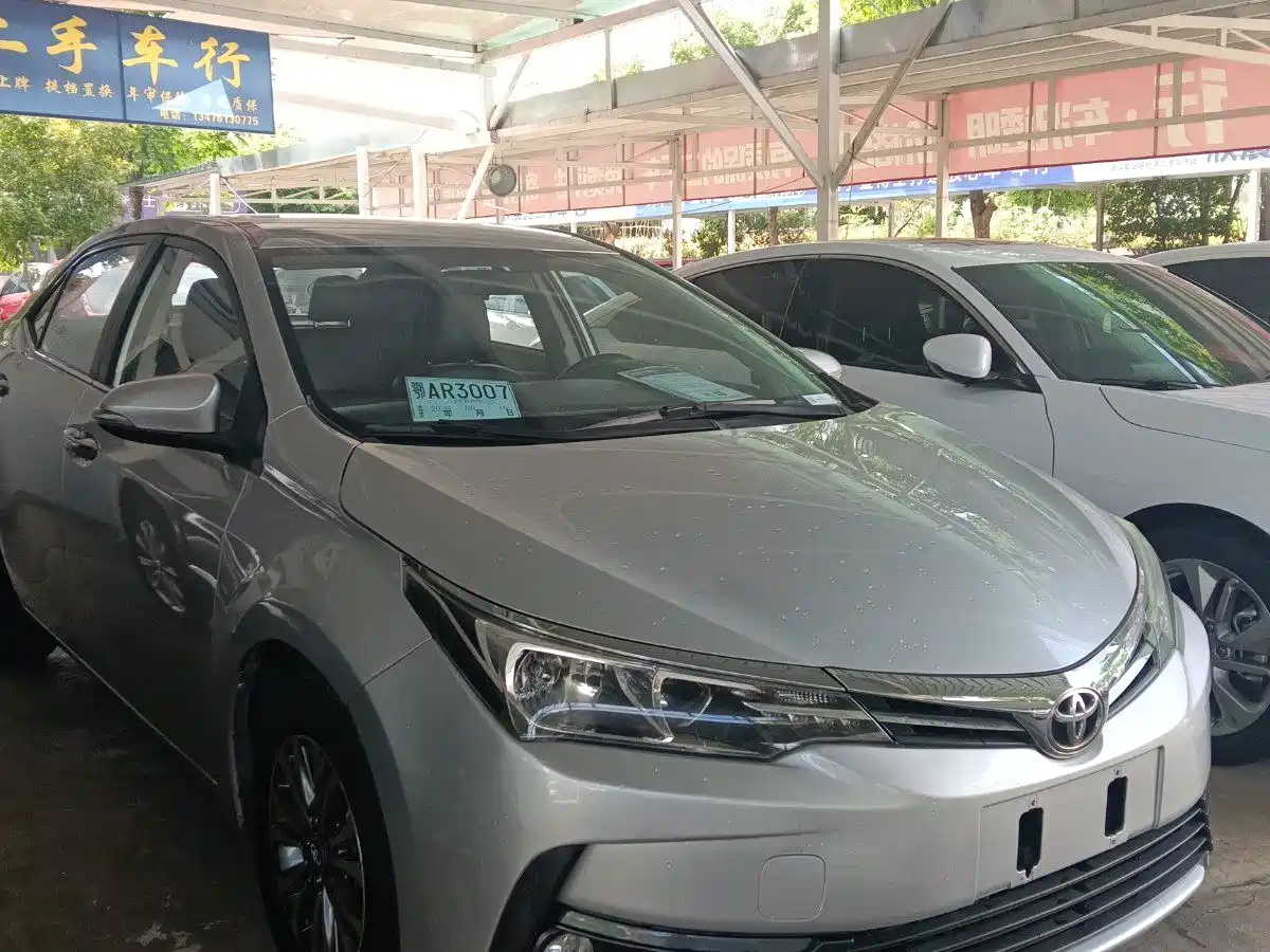 Toyota Corolla 2018 1.2T S-CVT GL Smart Edition фото 3