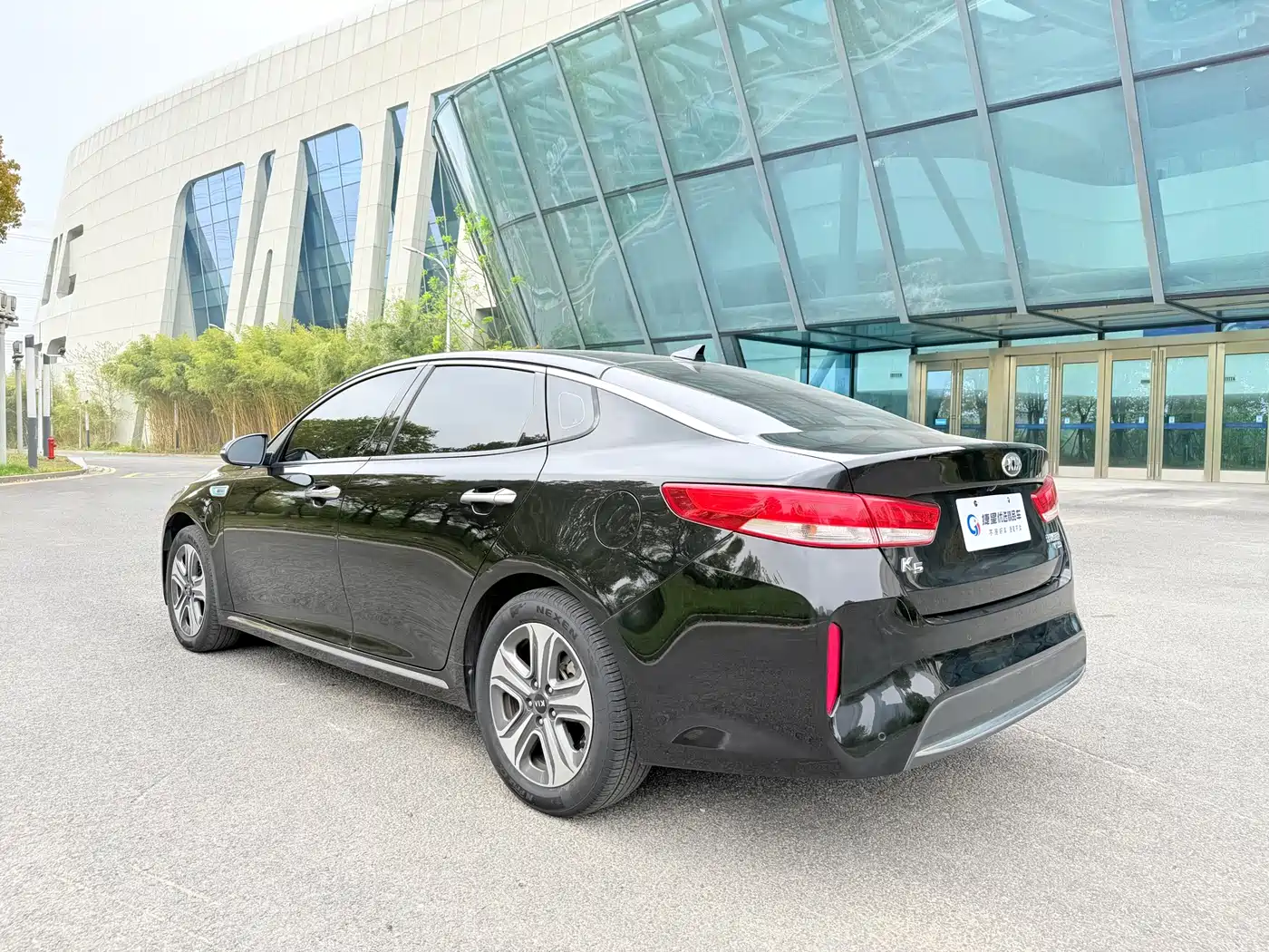 Kia K5 New Energy 2018 2.0L Intelligent Premium Edition фото 6