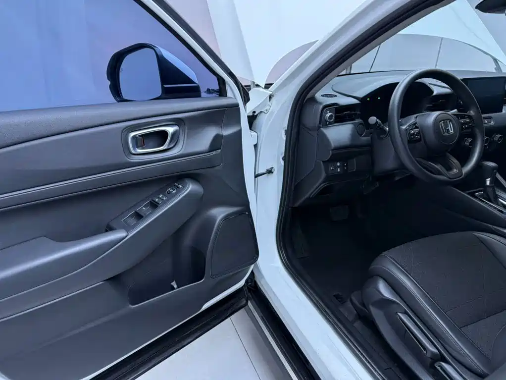 Honda Vezel 2024 2023 1.5L CVT Pioneer Edition