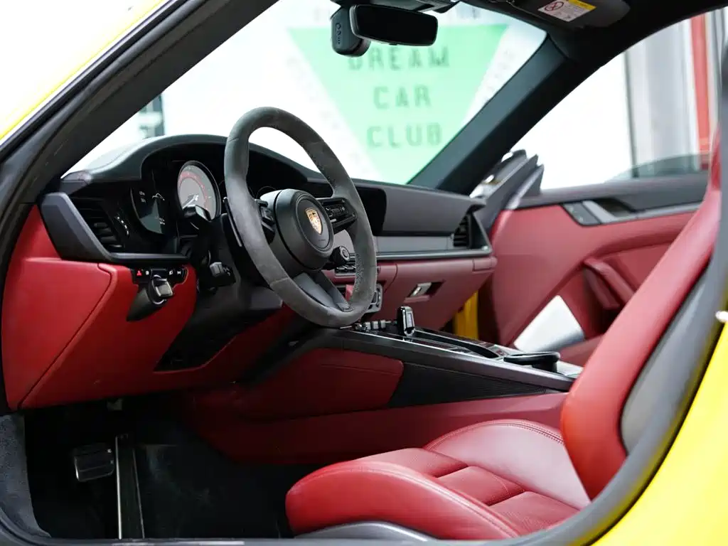 Porsche 911 2020 Carrera 3.0T фото 32