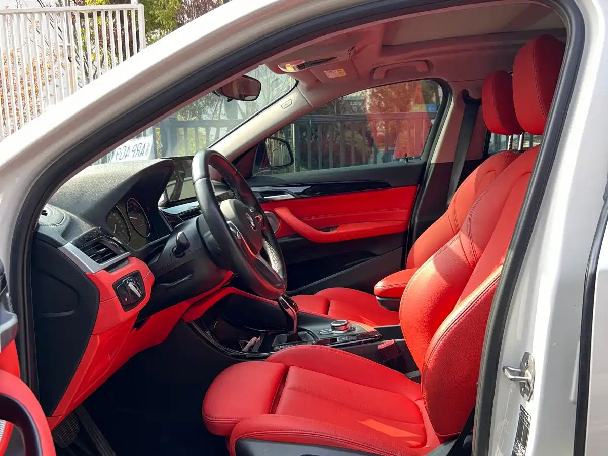 BMW X2 2022 sDrive25i M Sport Package фото 4