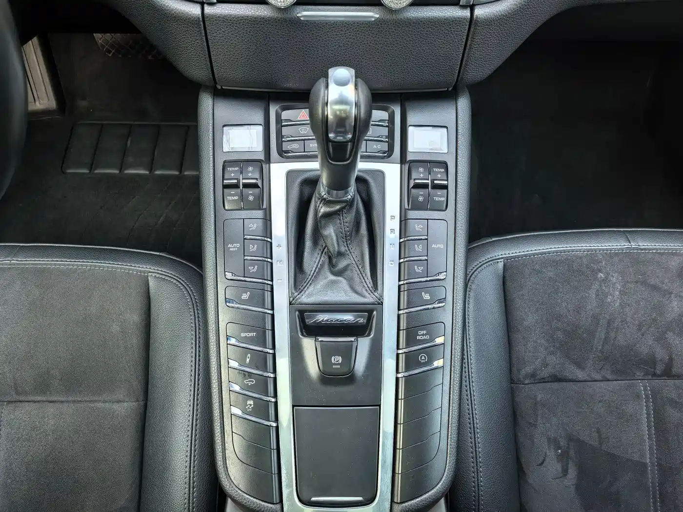 Porsche Macan 2014 Macan S 3.0T фото 16