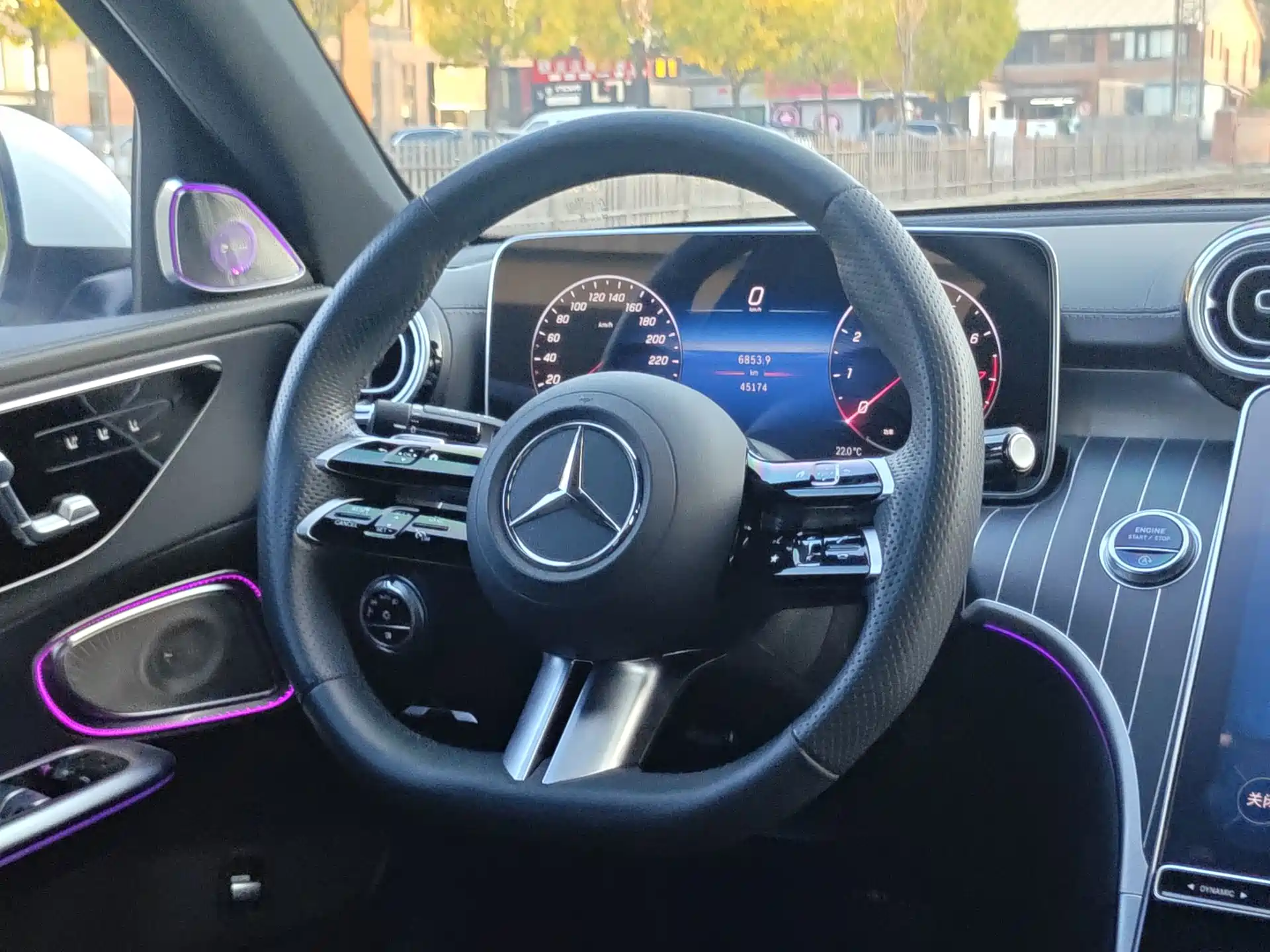 Фото 20 - Mercedes-Benz C-Class