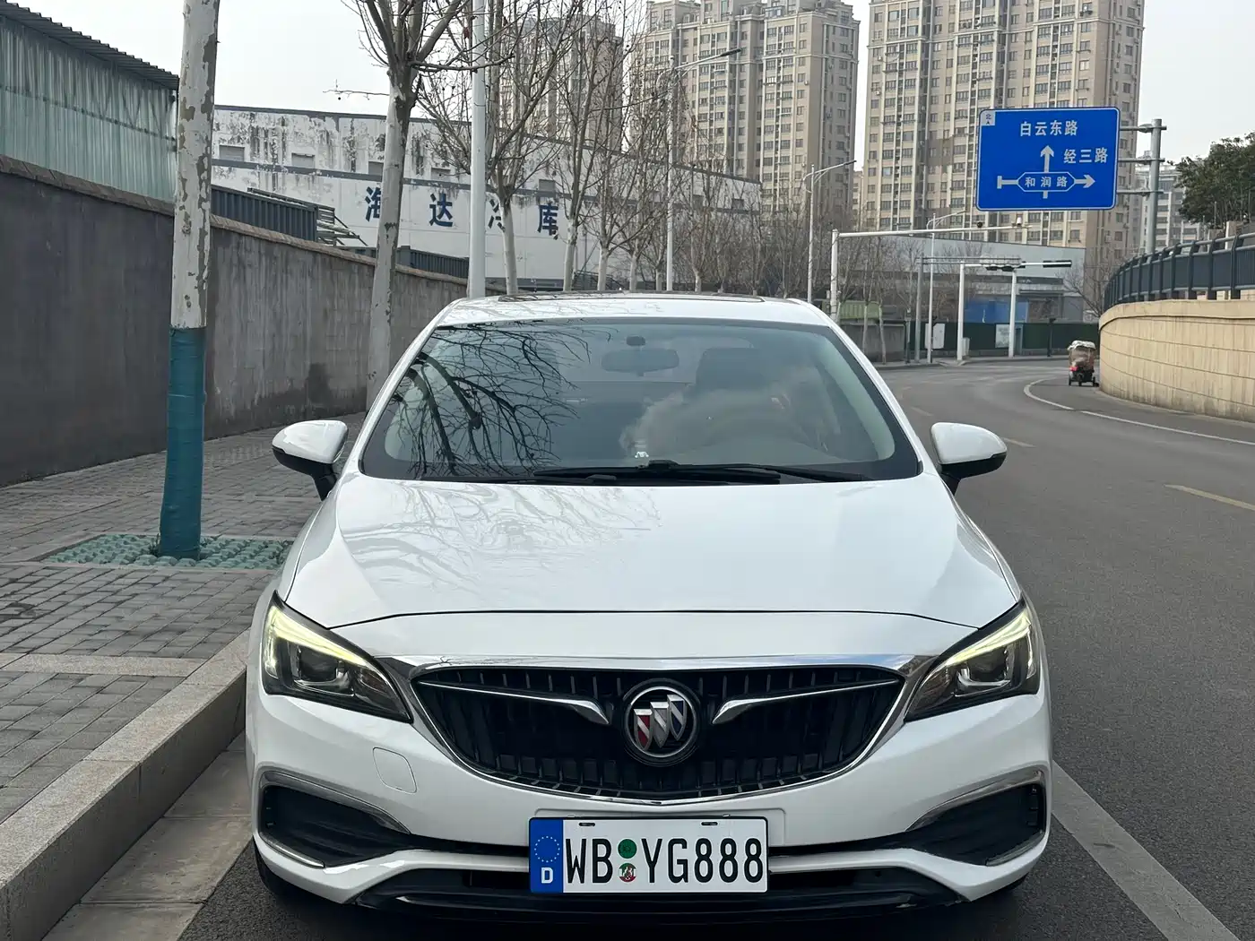 Buick Verano 2018 Sedan 15S Automatic Progressive фото 2