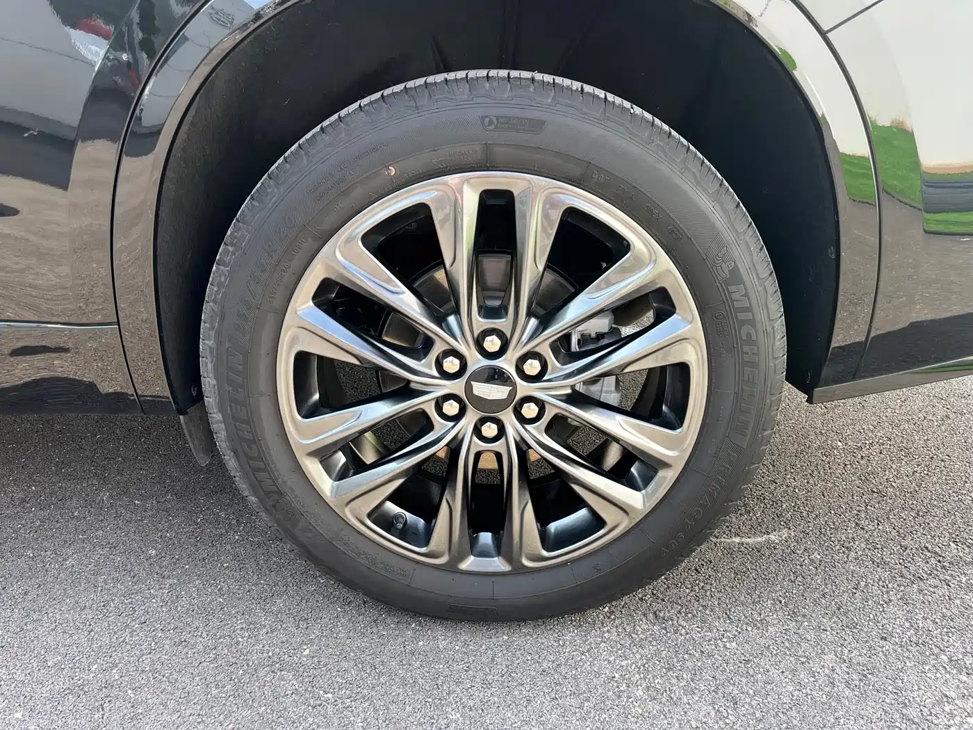 Cadillac XT6 2025 2.0T 6-Seater AWD Executive Black Label Edition фото 14