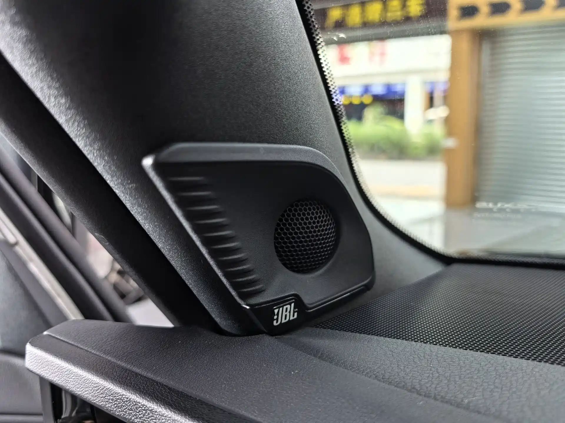 Фото 23 - Lexus GX