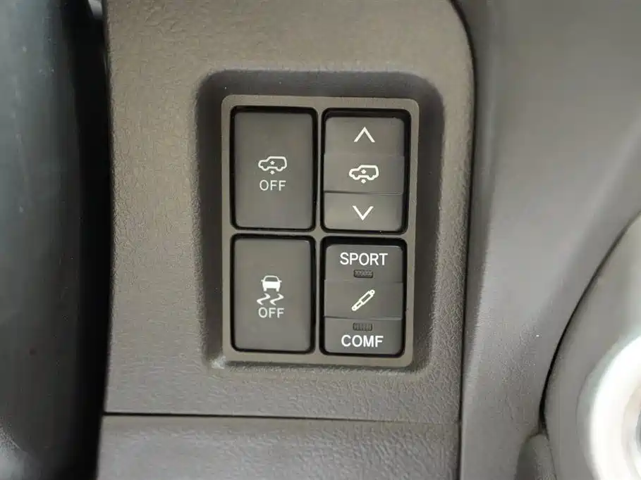 Toyota Prado 2010 4.0L Automatic VX NAVI фото 21