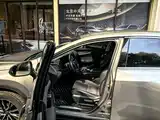 Фото 3 - Lexus NX