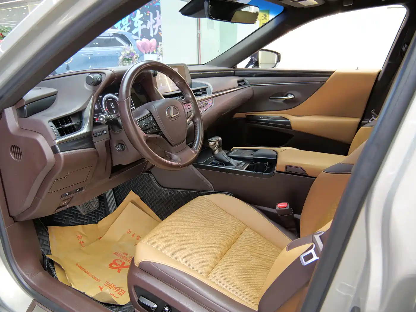 Lexus ES 2020 Model 260 Excellence Edition China V фото 13