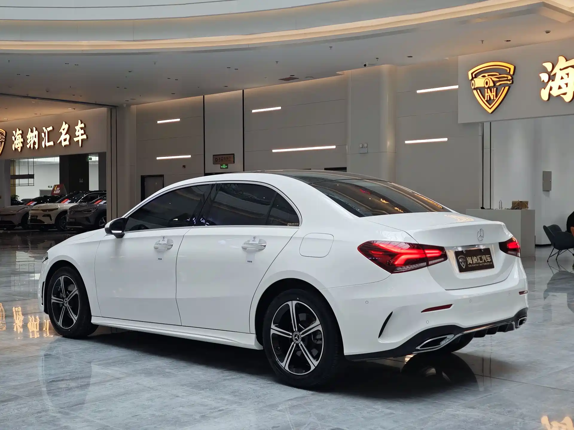 Фото 3 - Mercedes-Benz A-Class
