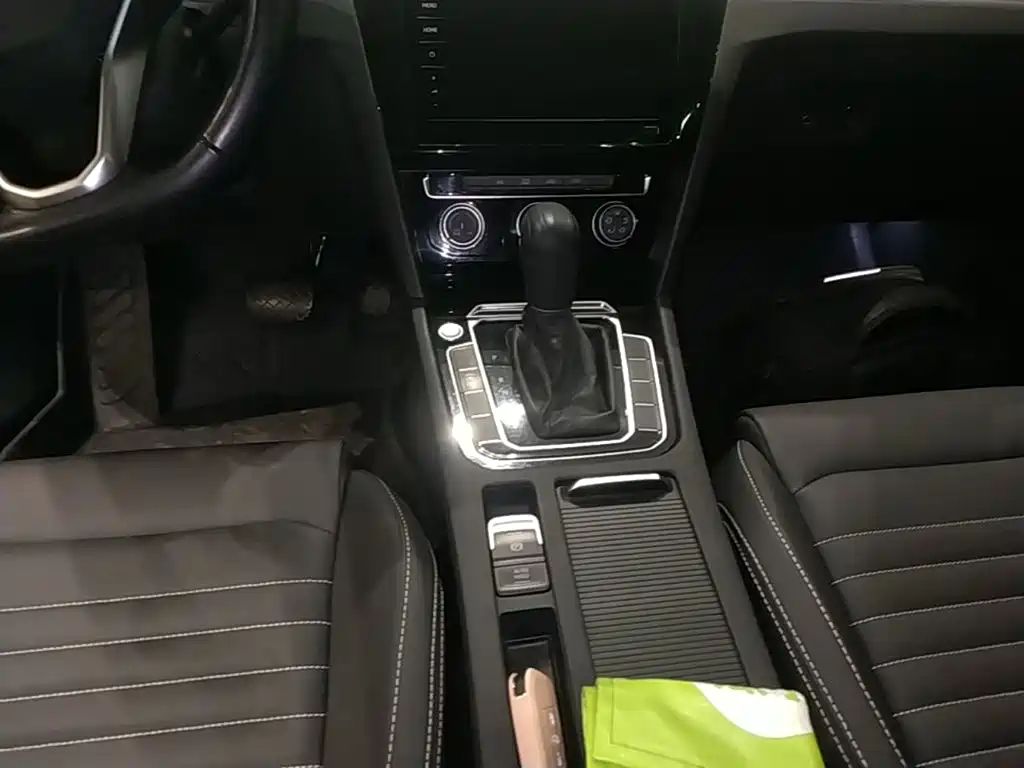 Volkswagen Magotan, миниатюра 14